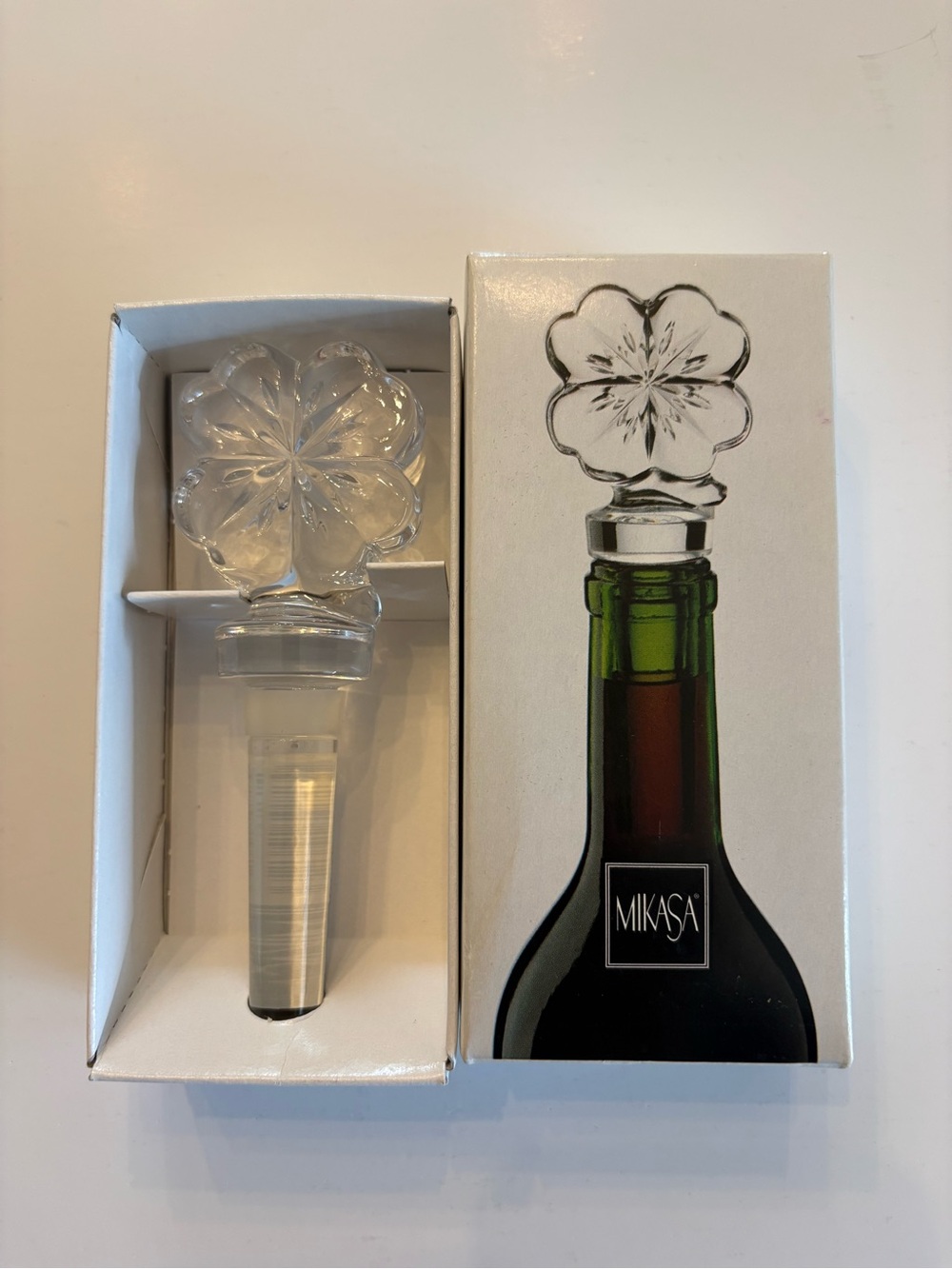 Mikasa Clear Crystal Bottle Stopper with Black Label